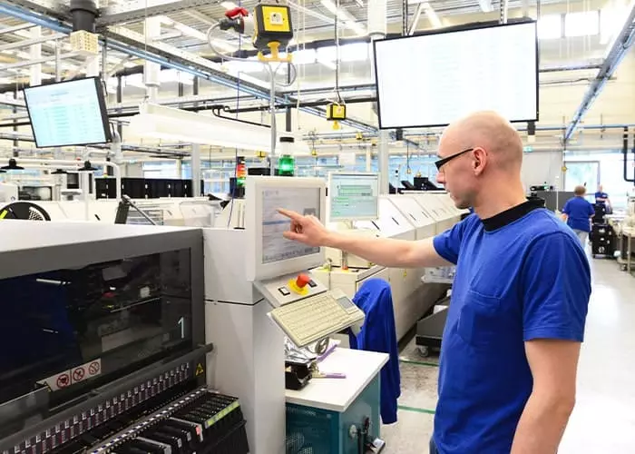 Unified Data Fabric & Real-Time Intelligence